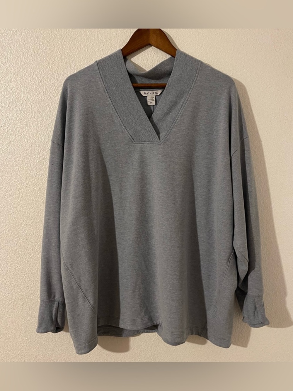Athleta Clarity 2X V Neck Sweatshirt Womens Gray/Blue Long Sleeve Pullover